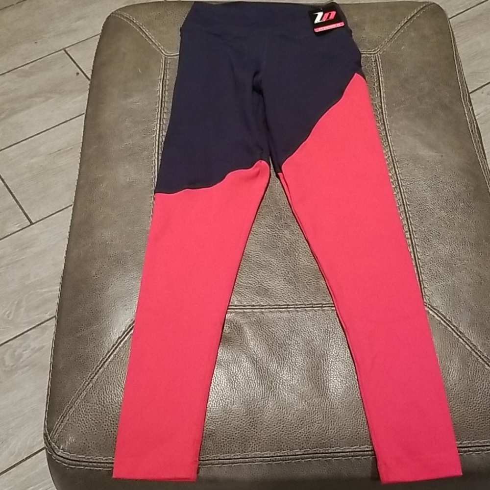 Brand New Muscle Nation Scrunched Bottom Leggings